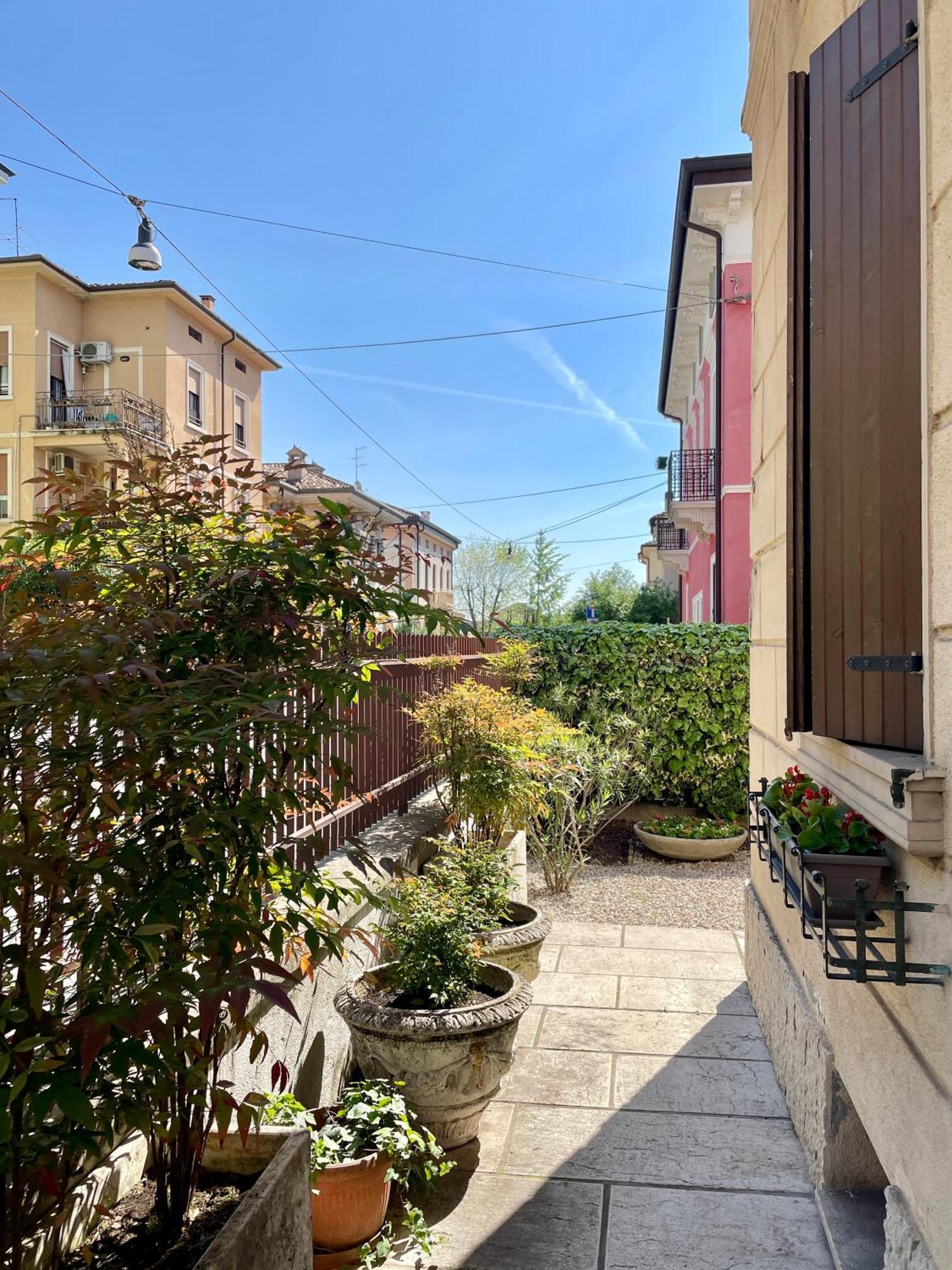 Dimora Montecchi Hotell Verona Eksteriør bilde