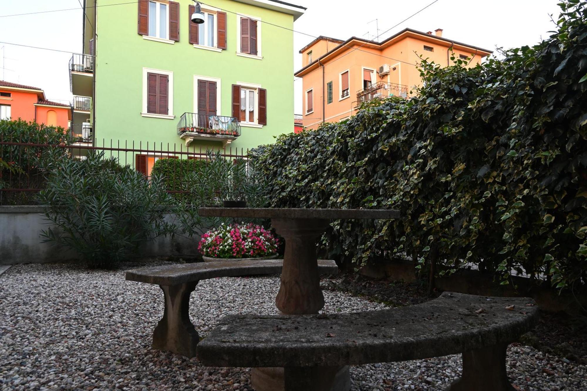 Dimora Montecchi Hotell Verona Eksteriør bilde